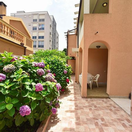 בודווה Mg Apartments And Rooms מראה חיצוני תמונה