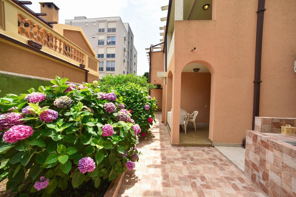 בודווה Mg Apartments And Rooms מראה חיצוני תמונה